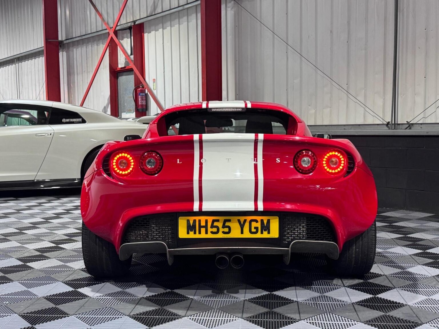 Used Lotus Elise 2006 for sale - 76931425: Photo 2