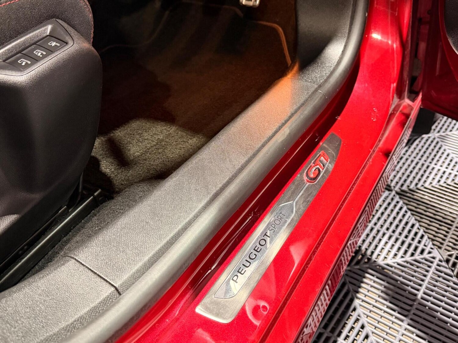 Used Peugeot 308 2016 for sale - 77453169: Photo 44