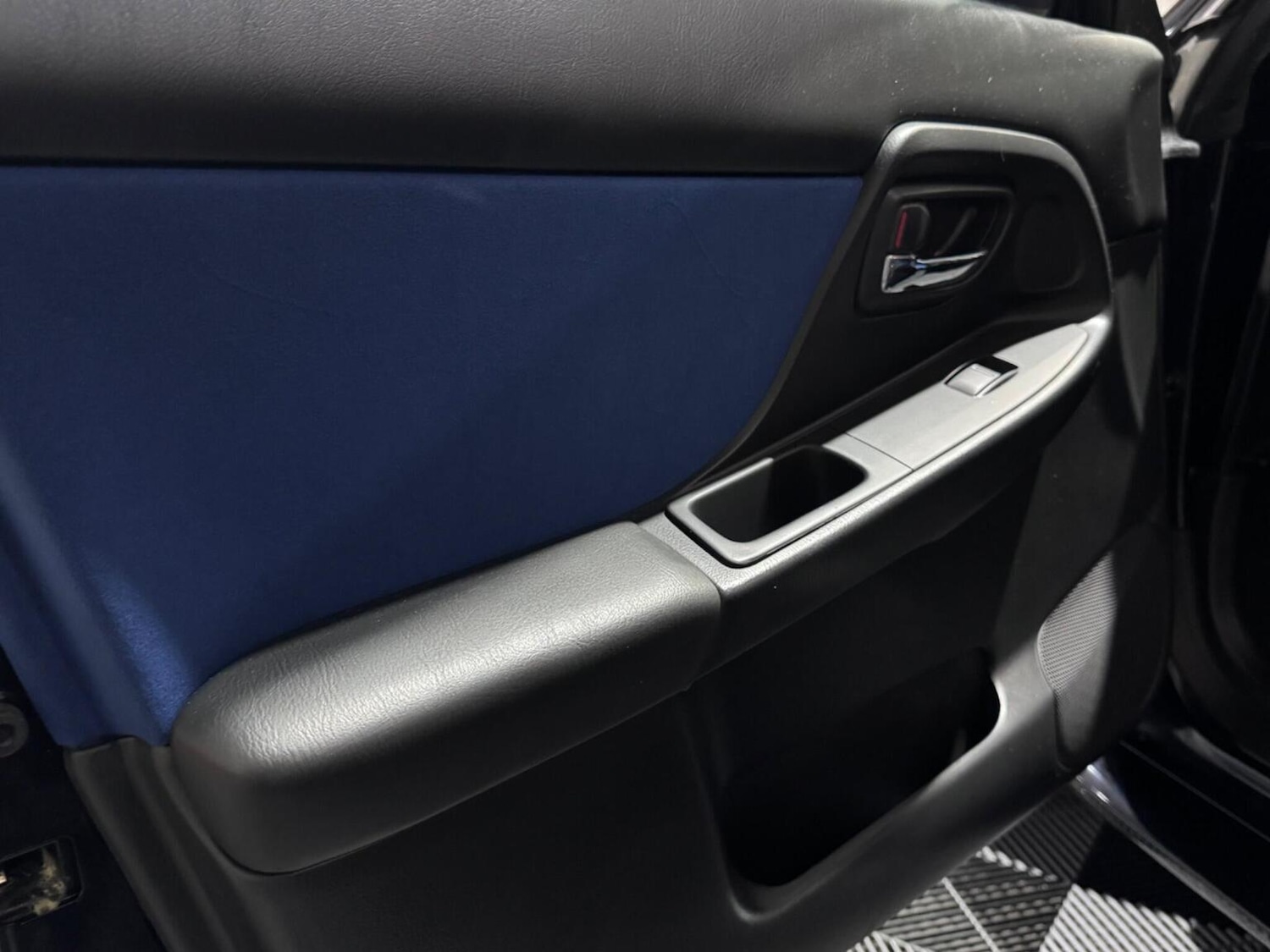 Used Subaru Impreza 2002 for sale - 76794341: Photo 27