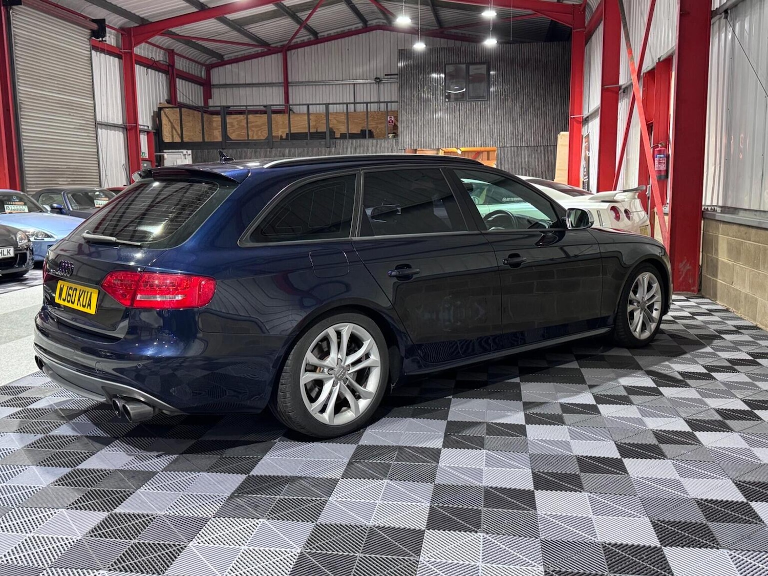 Used Audi S4 2010 for sale - 76830379: Photo 10