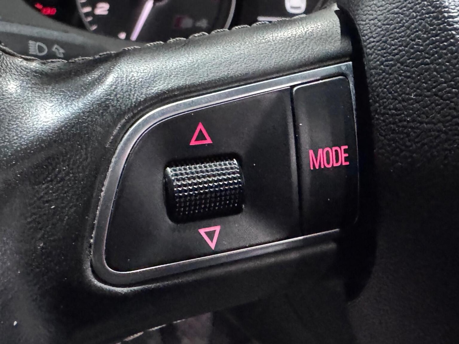 Used Audi S4 2010 for sale - 76830379: Photo 33