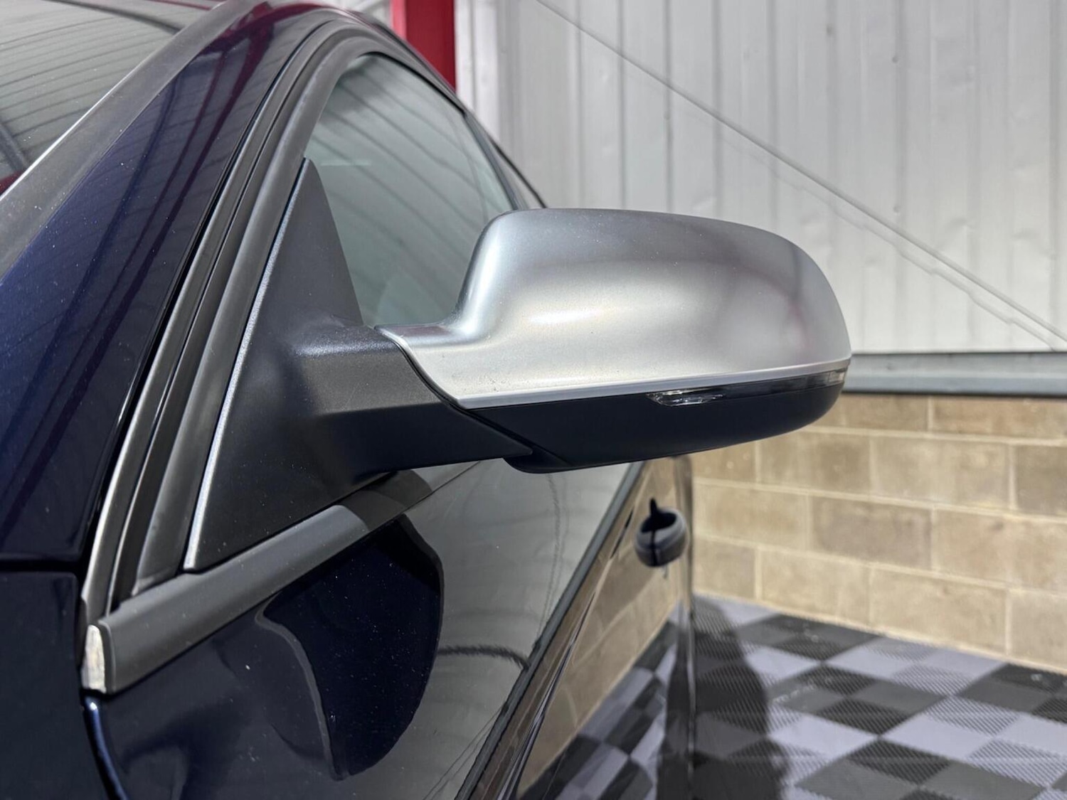 Used Audi S4 2010 for sale - 76830379: Photo 46