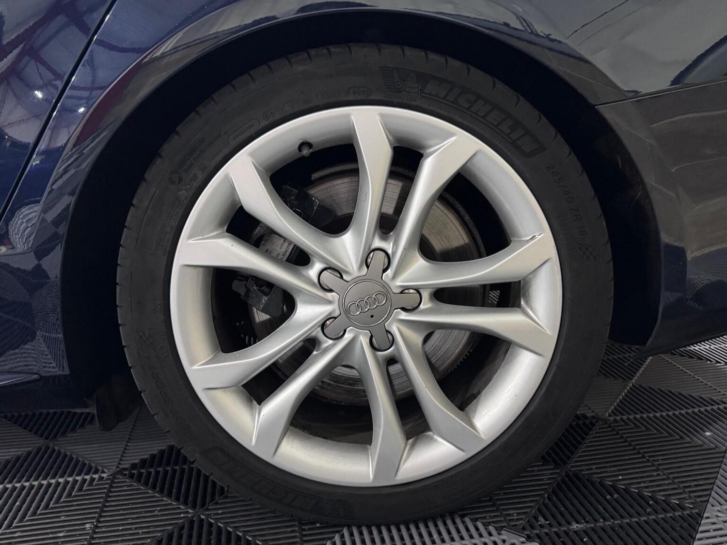 Used Audi S4 2010 for sale - 76830379: Photo 49