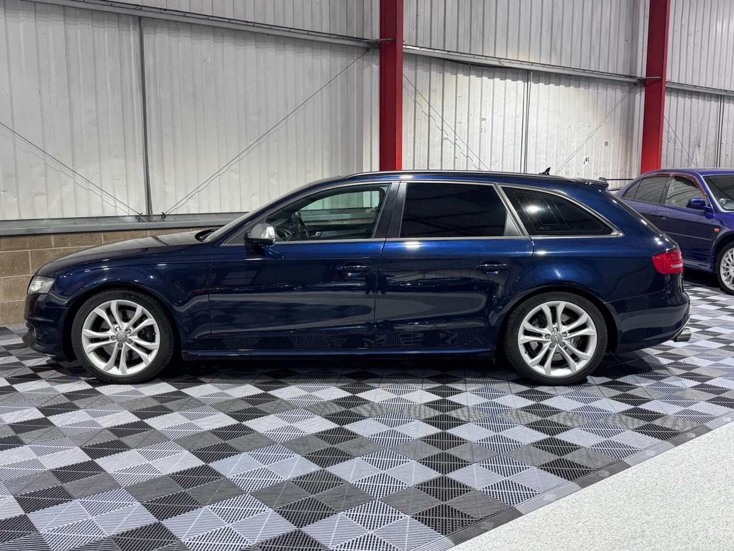Used Audi S4 2010 for sale - 76830379: Photo 6