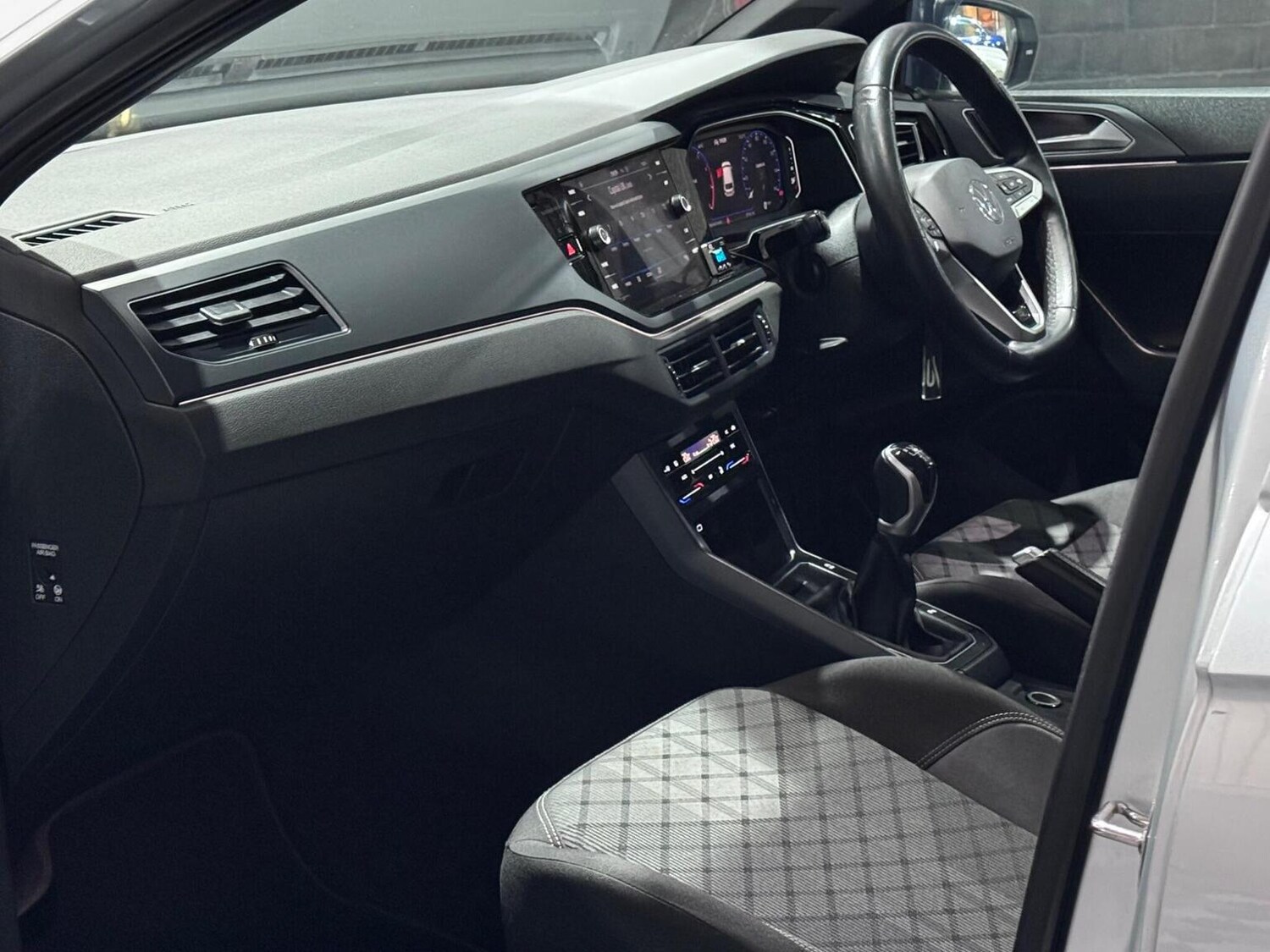 Used Volkswagen Polo 2022 for sale - 77822213: Photo 15