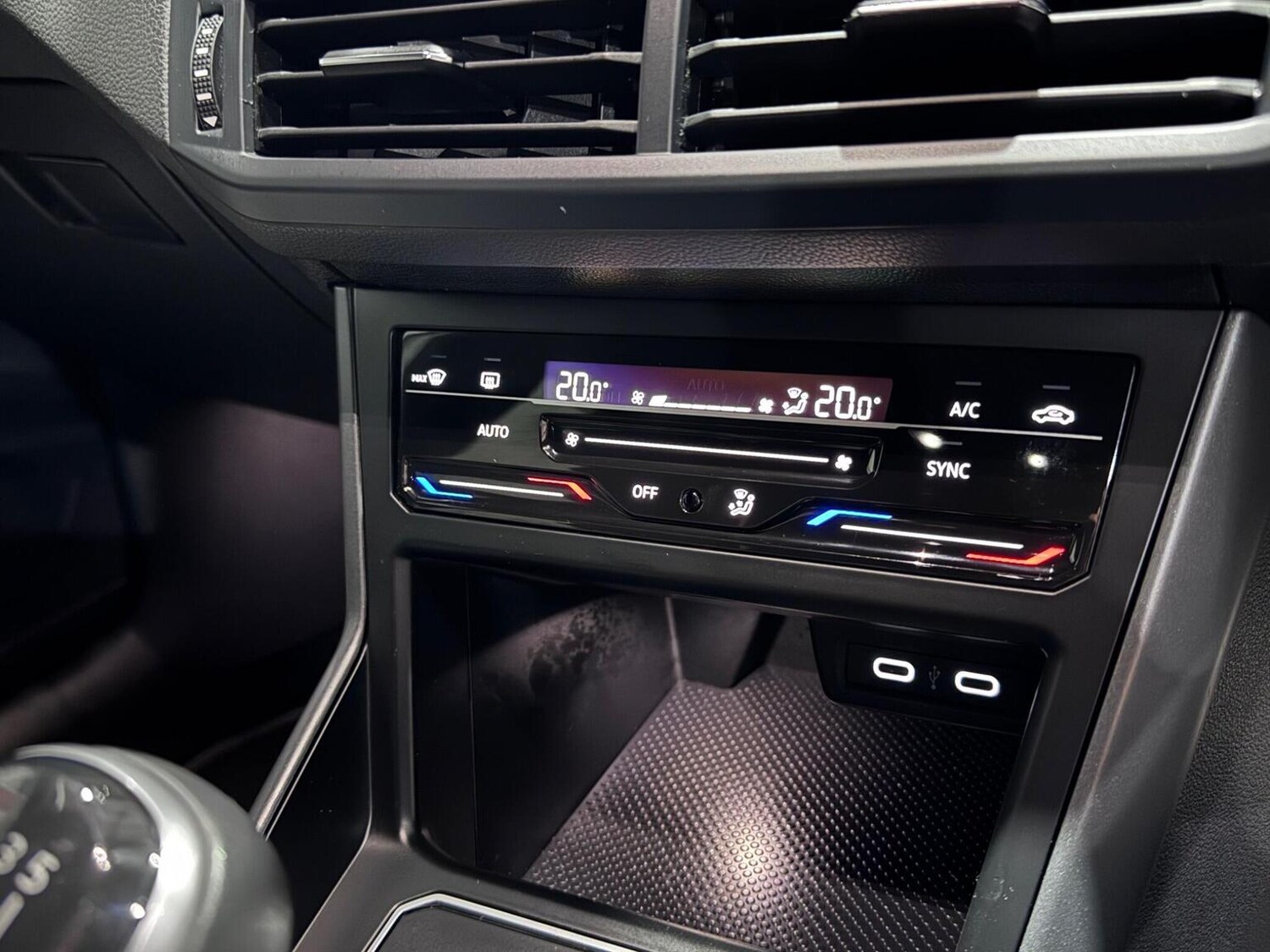 Used Volkswagen Polo 2022 for sale - 77822213: Photo 31