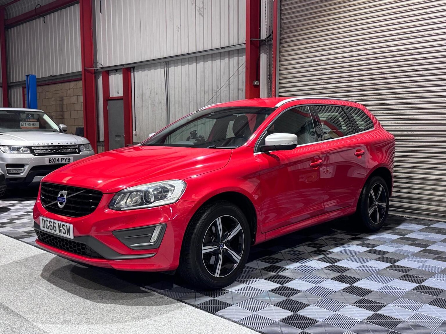 Used Volvo XC60 2016 for sale - 77058425: Photo 2