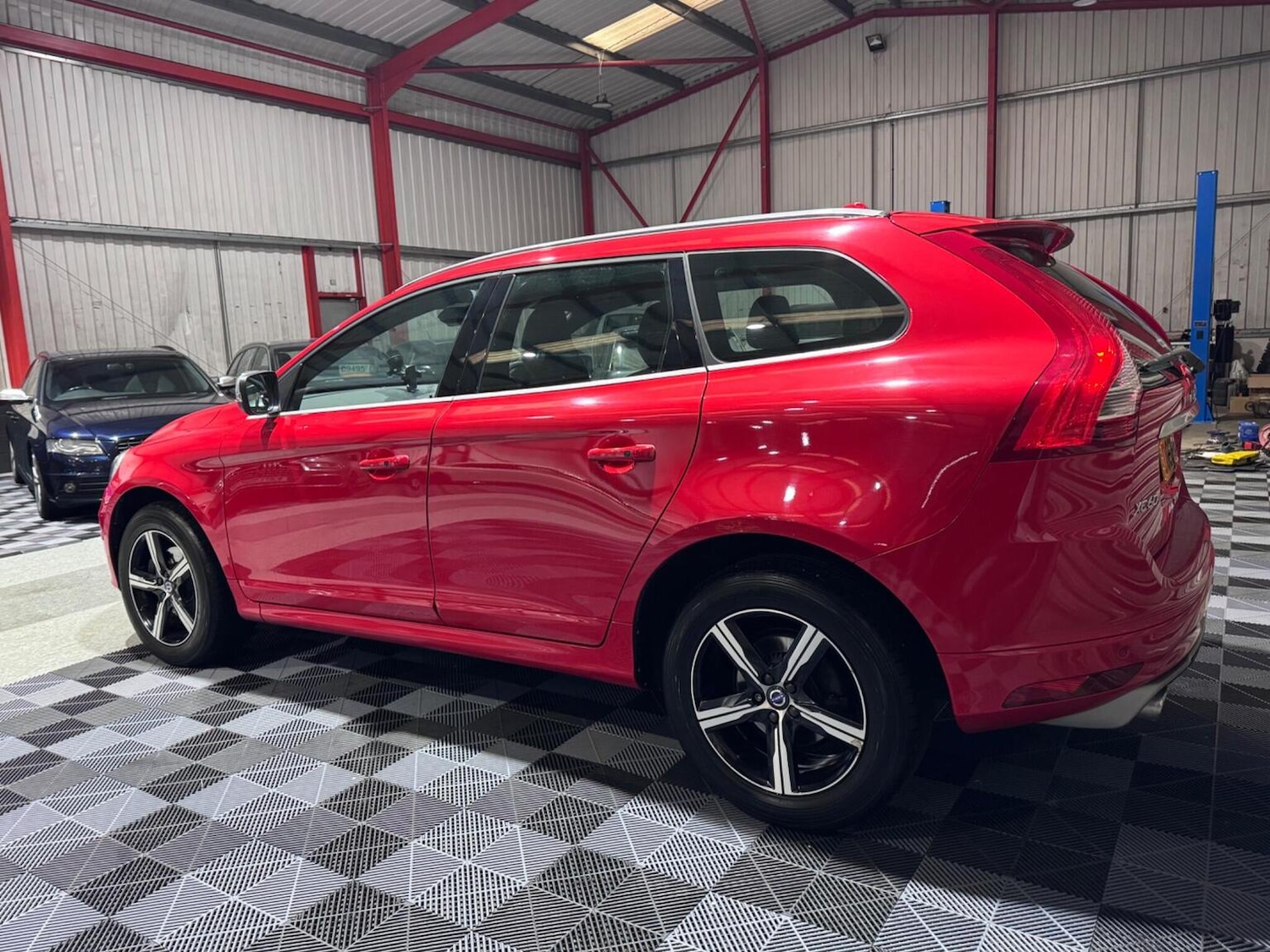 Used Volvo XC60 2016 for sale - 77058425: Photo 3