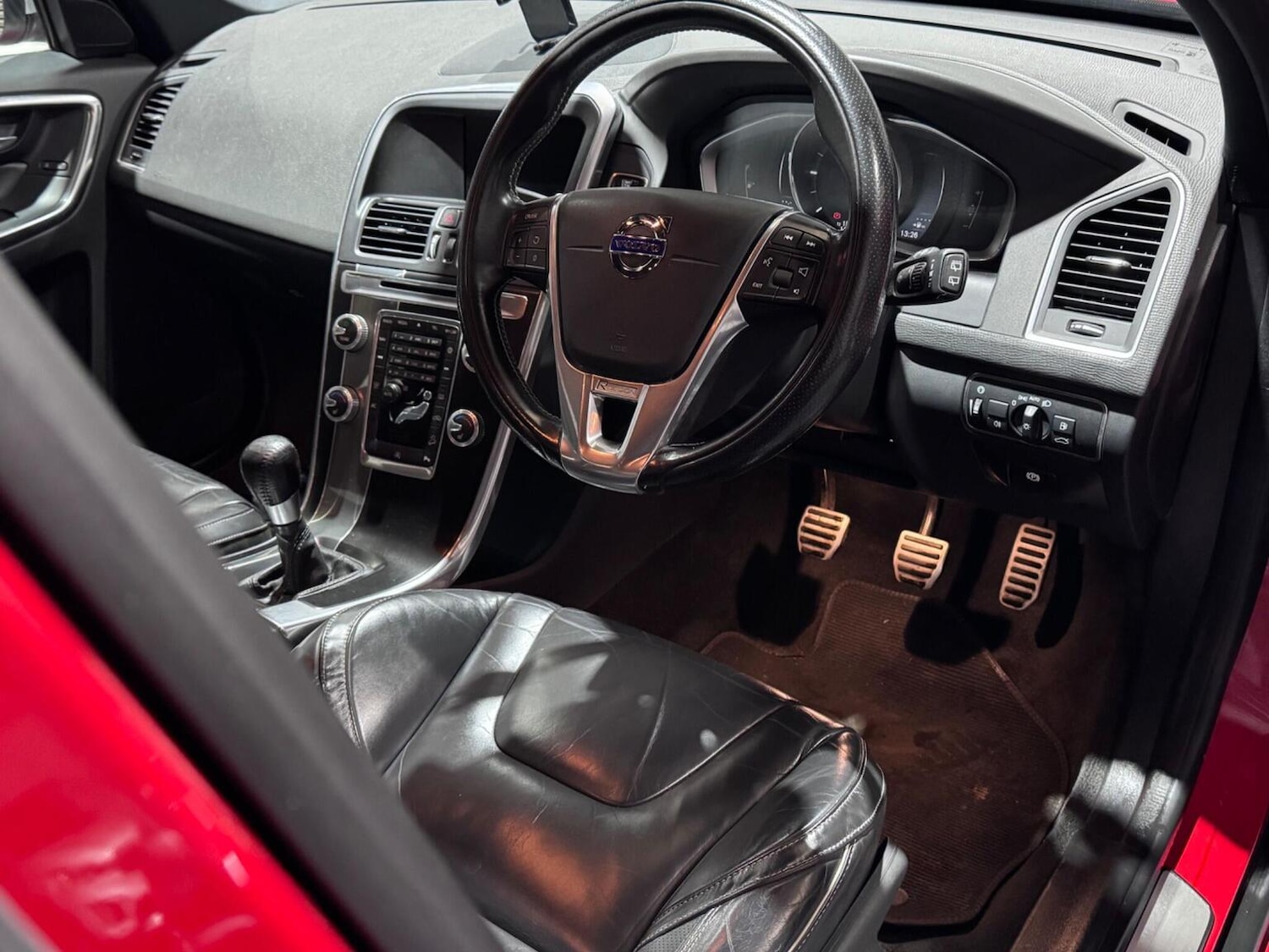 Used Volvo XC60 2016 for sale - 77058425: Photo 5