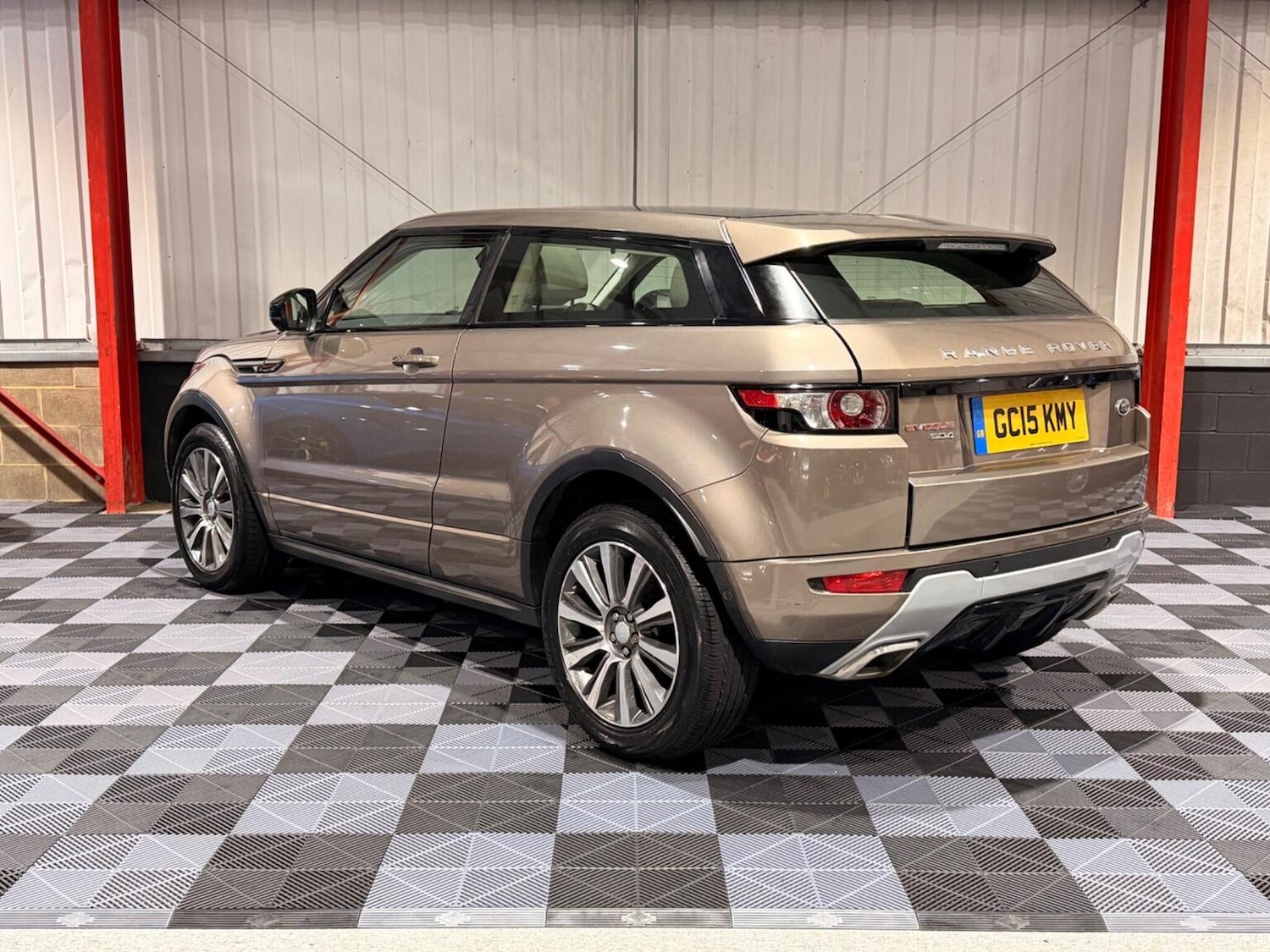 Used Land Rover Range Rover Evoque 2015 for sale - 77822195: Photo 2