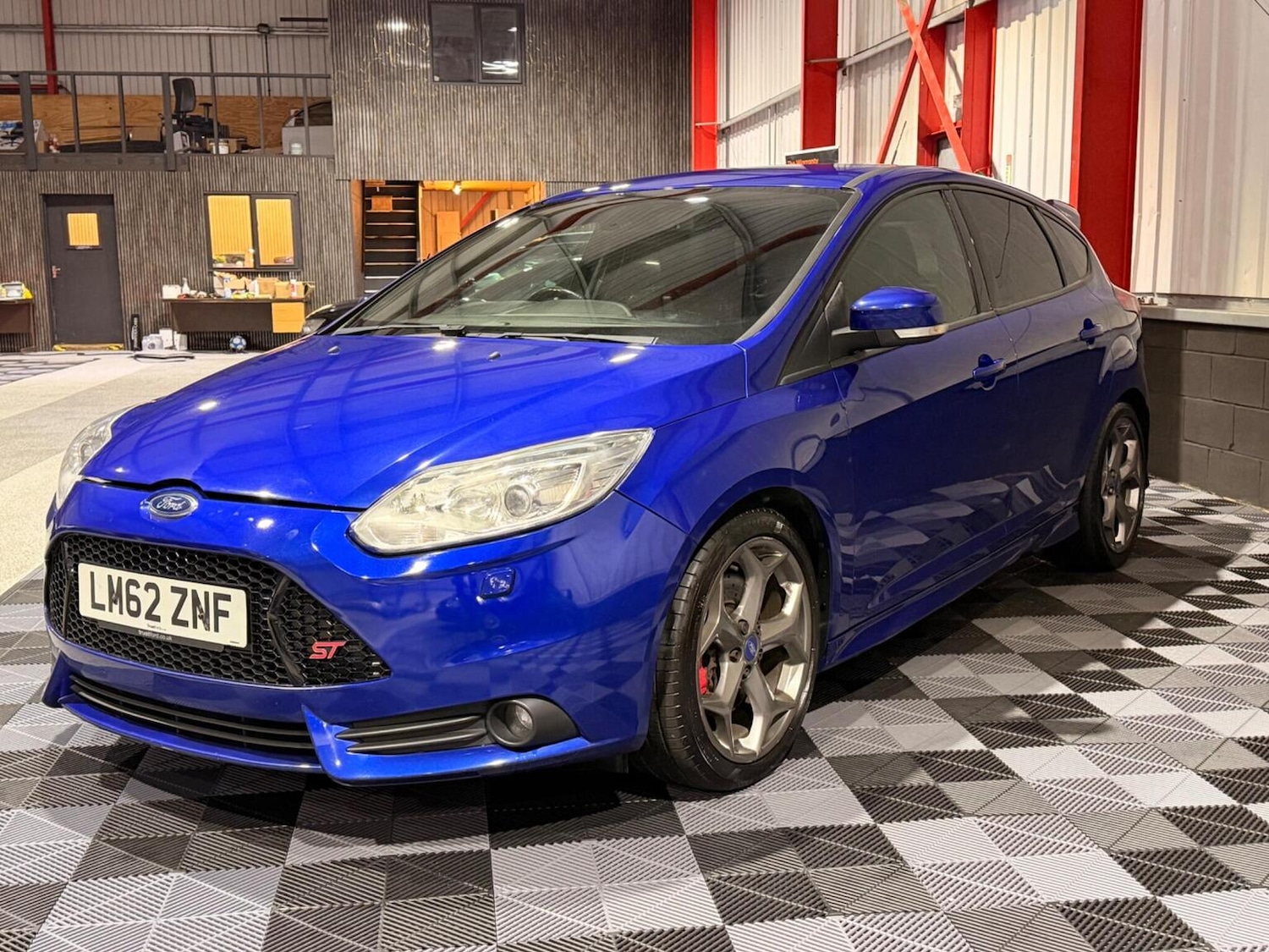 Used Ford Focus 2012 for sale - 77822185: Photo 2