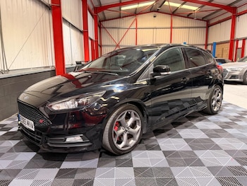 Used Ford Focus 2015 for sale - 79257610: Photo
