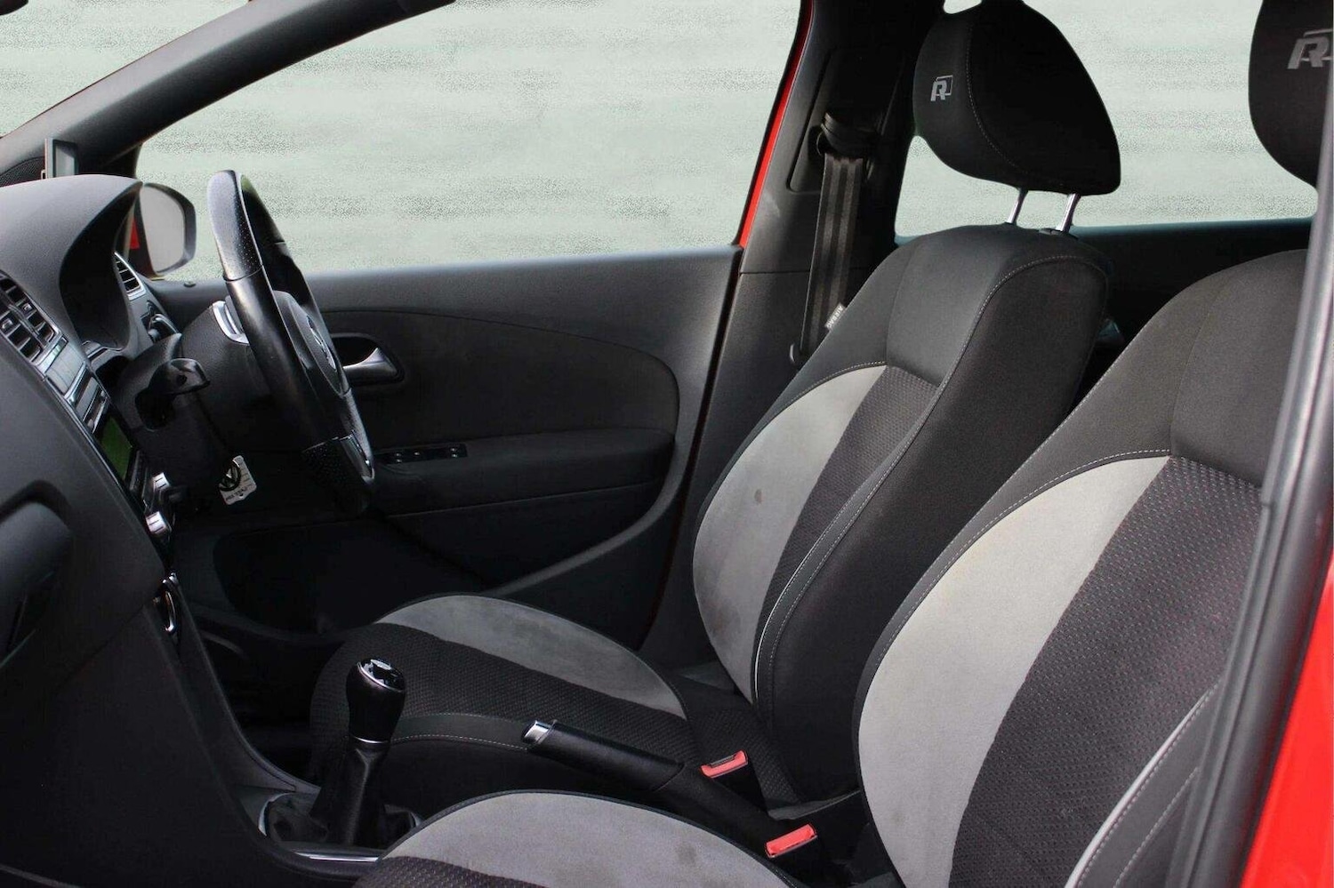 Used Volkswagen Polo 2012 for sale - 76649845: Photo 23