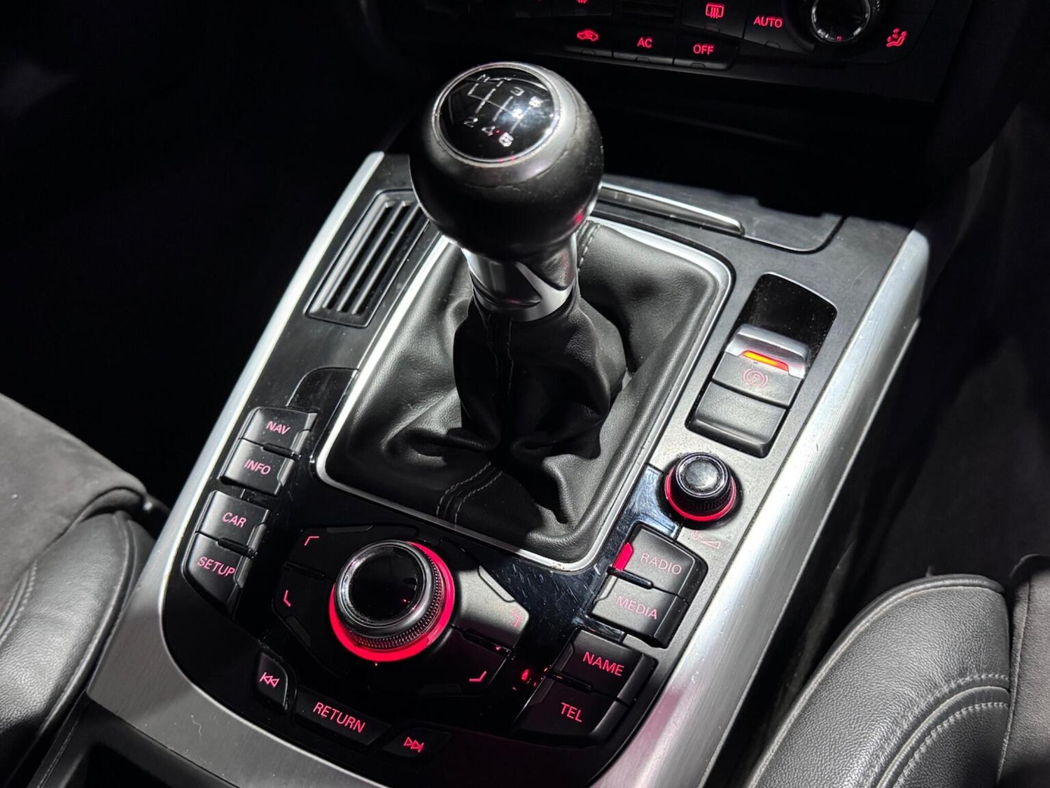 Used Audi S4 Avant 2010 for sale - 76329760: Photo 18