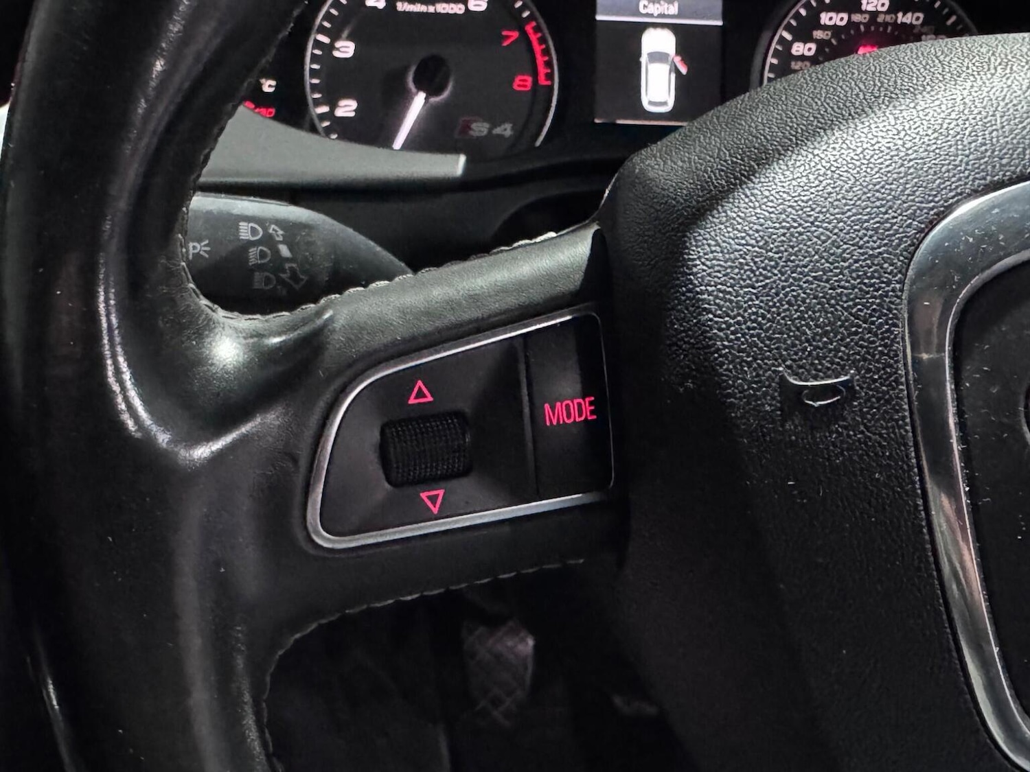 Used Audi S4 Avant 2010 for sale - 76329760: Photo 22