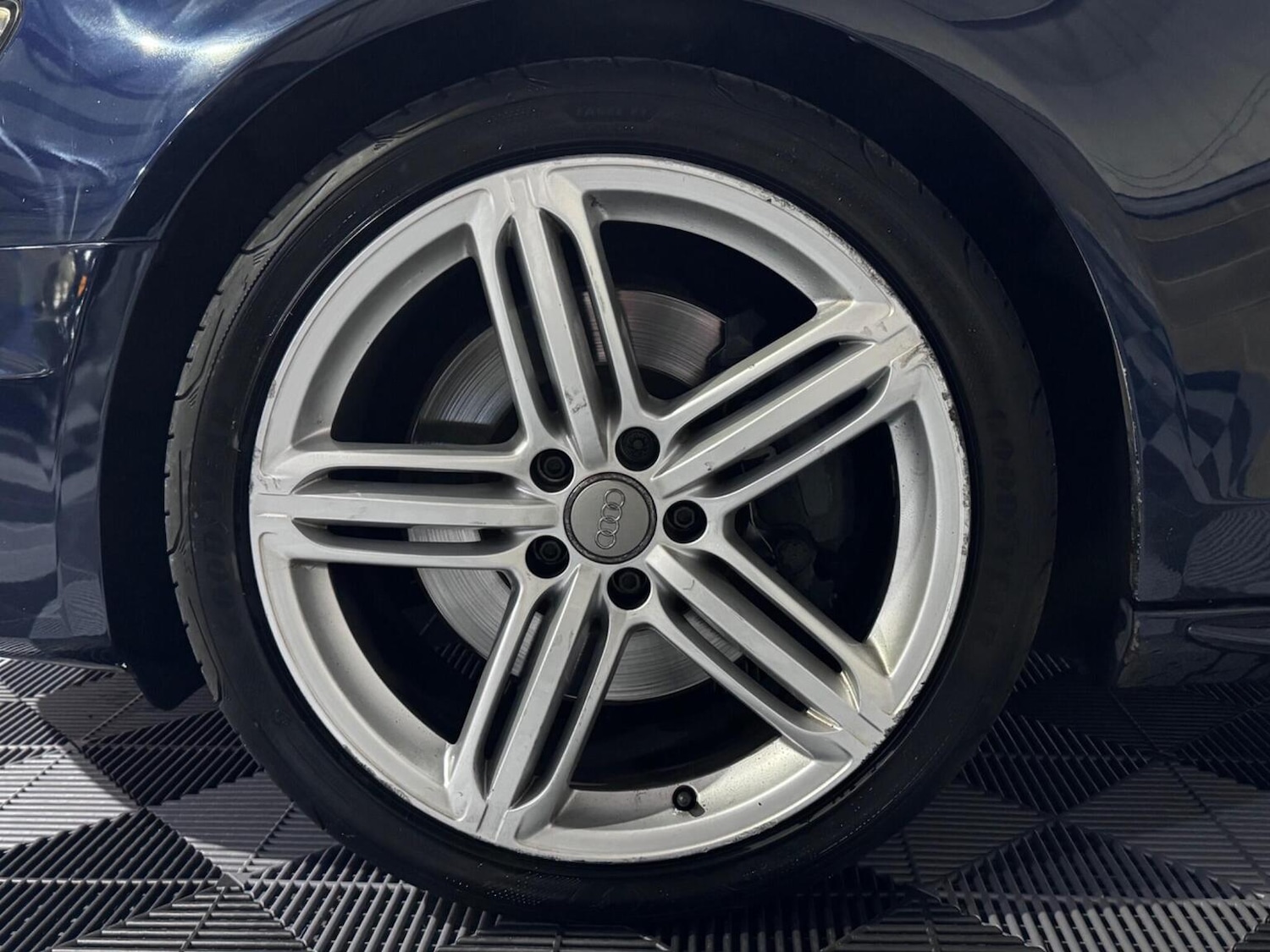 Used Audi S4 Avant 2010 for sale - 76329760: Photo 33