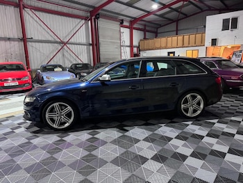 Used Audi S4 2010 for sale - 76329760: Photo