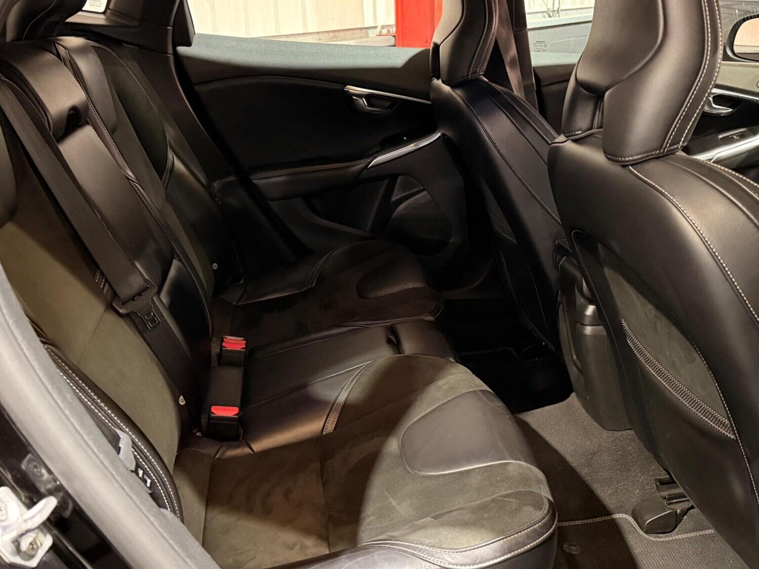 Used Volvo V40 2017 for sale - 78064180: Photo 19