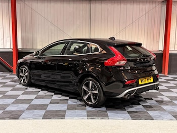 Used Volvo V40 2017 for sale - 78064180: Photo