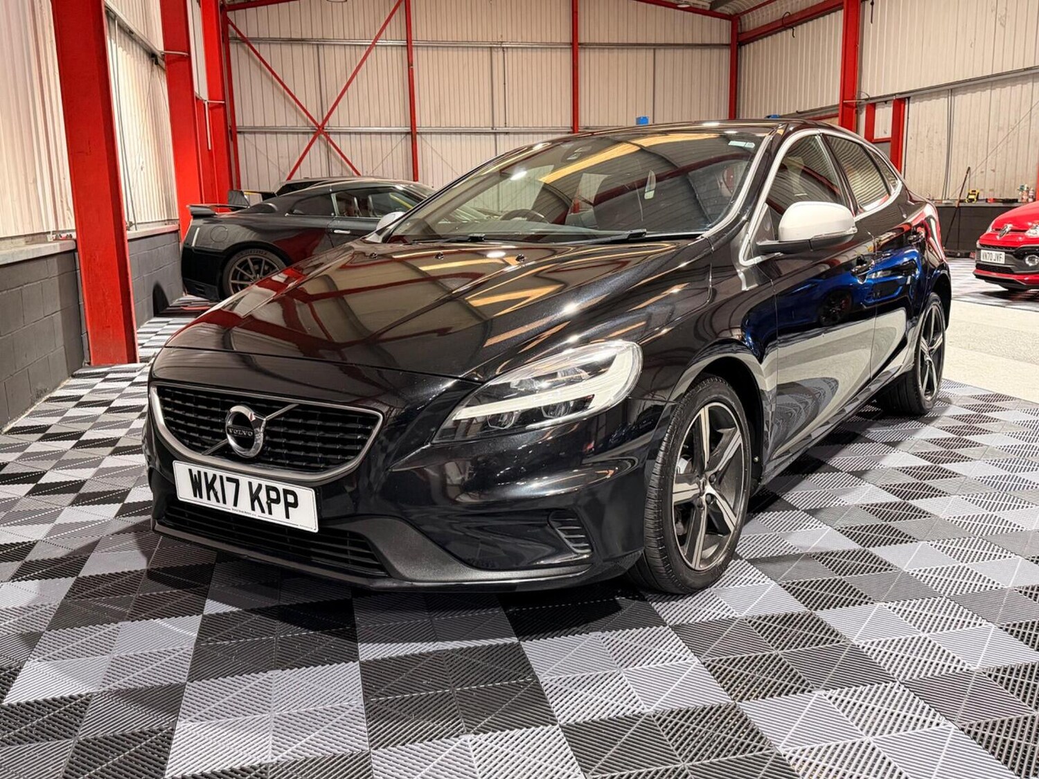 Used Volvo V40 2017 for sale - 78064180: Photo 51