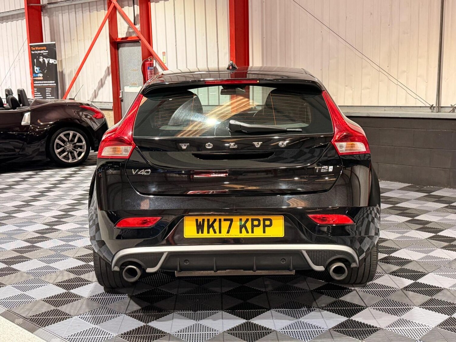 Used Volvo V40 2017 for sale - 78064180: Photo 8