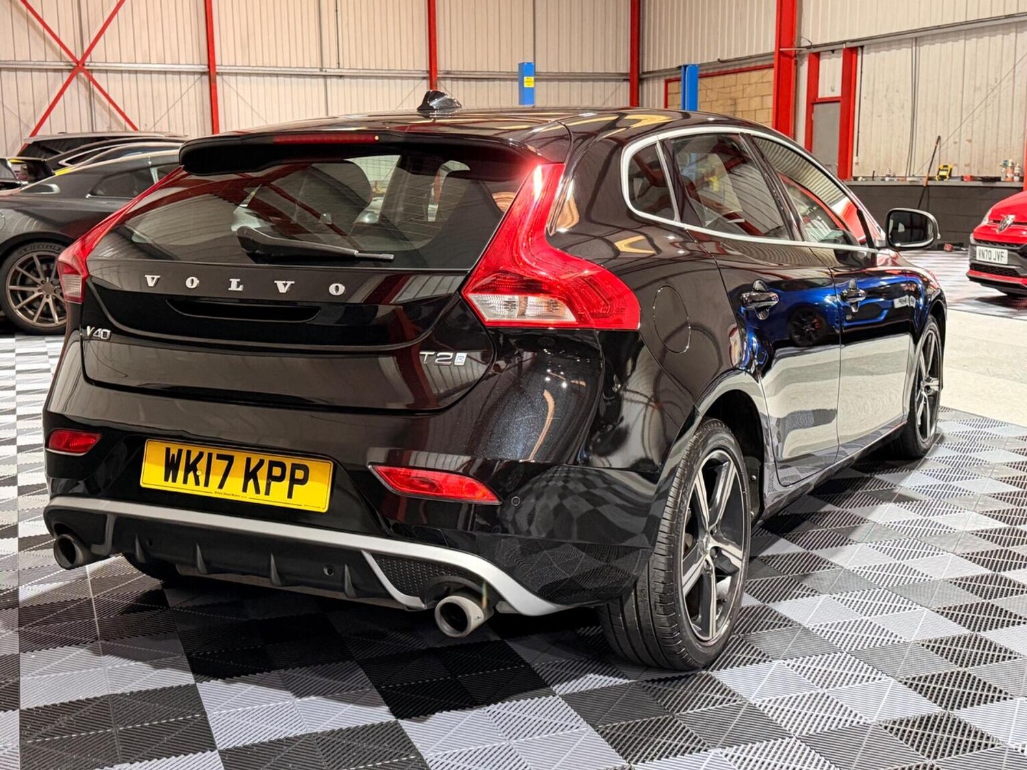 Used Volvo V40 2017 for sale - 78064180: Photo 9