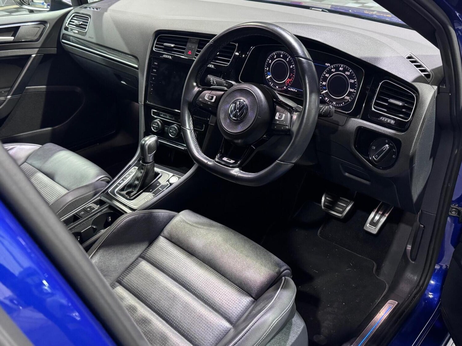 Used Volkswagen Golf 2019 for sale - 76758821: Photo 7