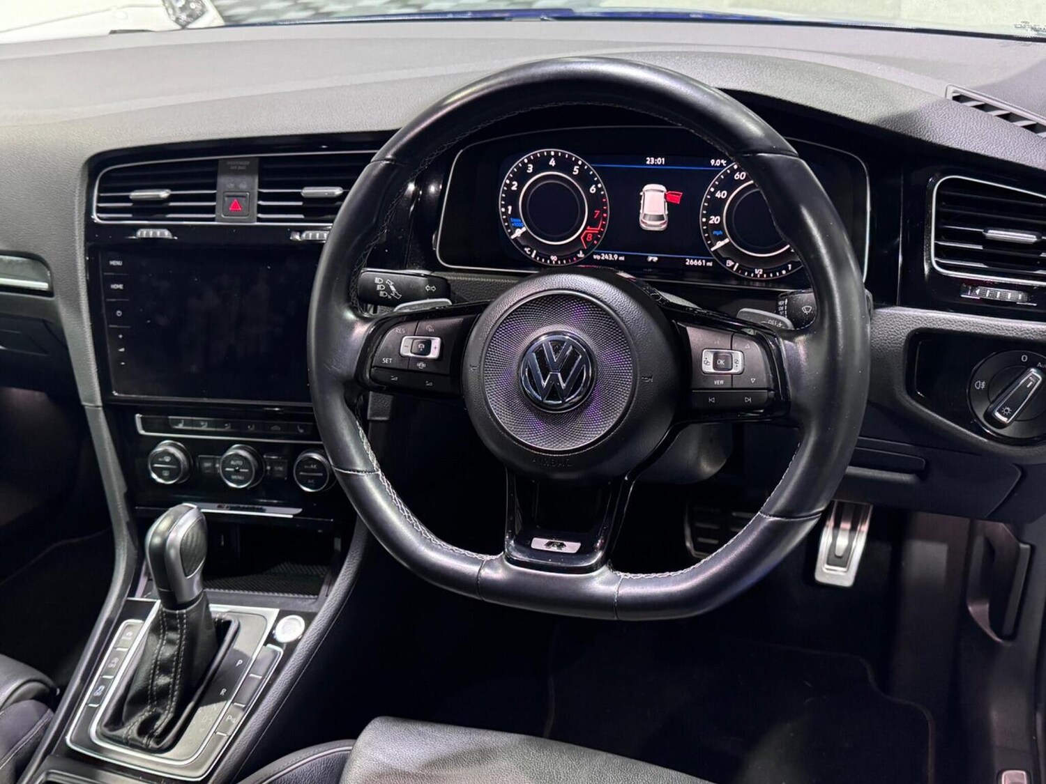 Used Volkswagen Golf 2019 for sale - 76758821: Photo 9