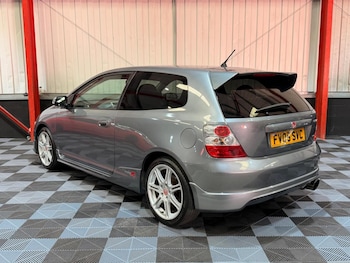 Used Honda Civic 2005 for sale - 79512520: Photo