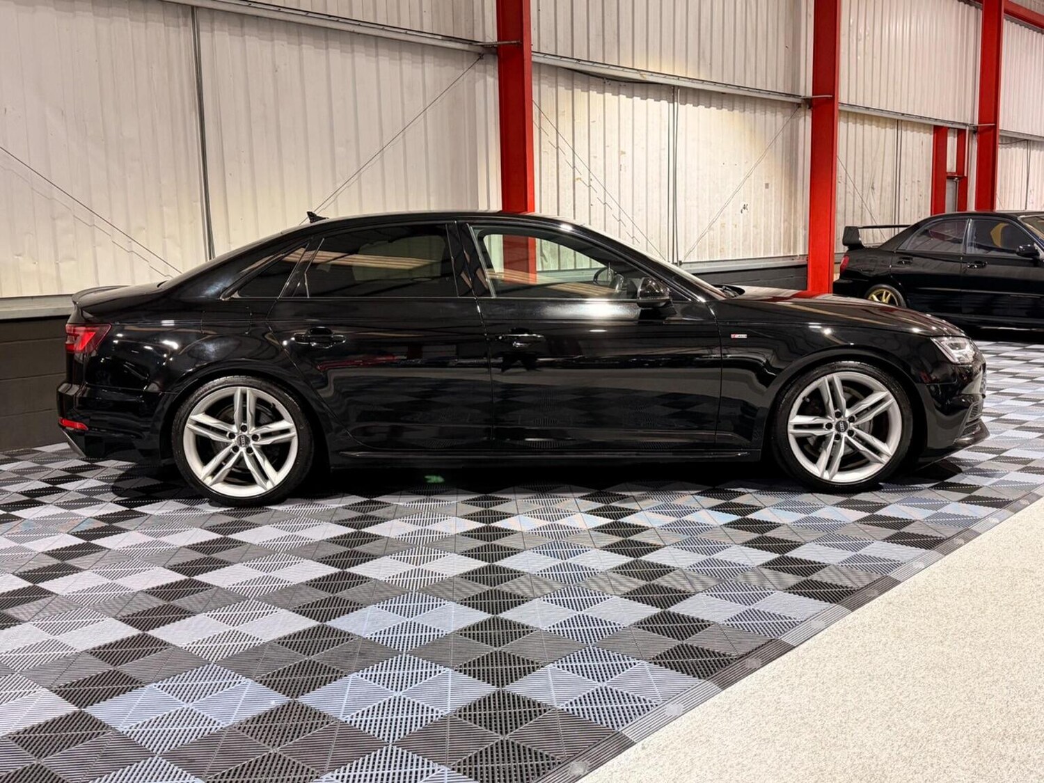 Used Audi A4 2018 for sale - 77792862: Photo 10