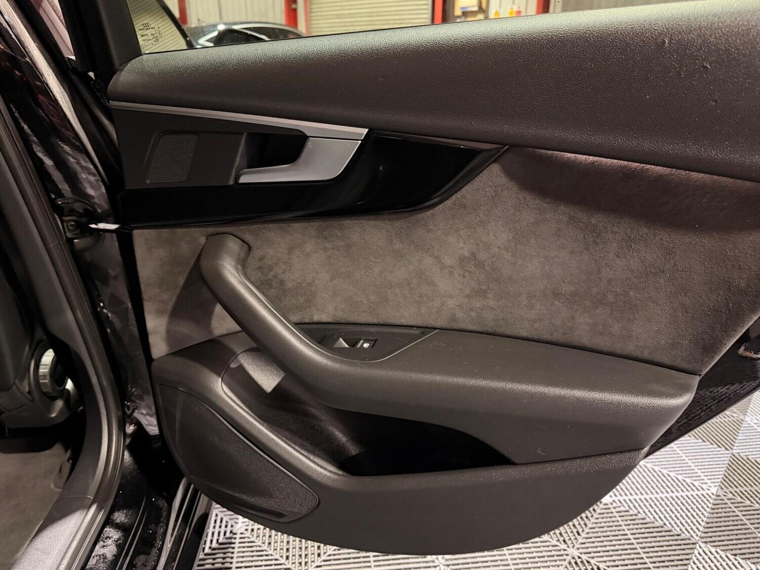 Used Audi A4 2018 for sale - 77792862: Photo 35