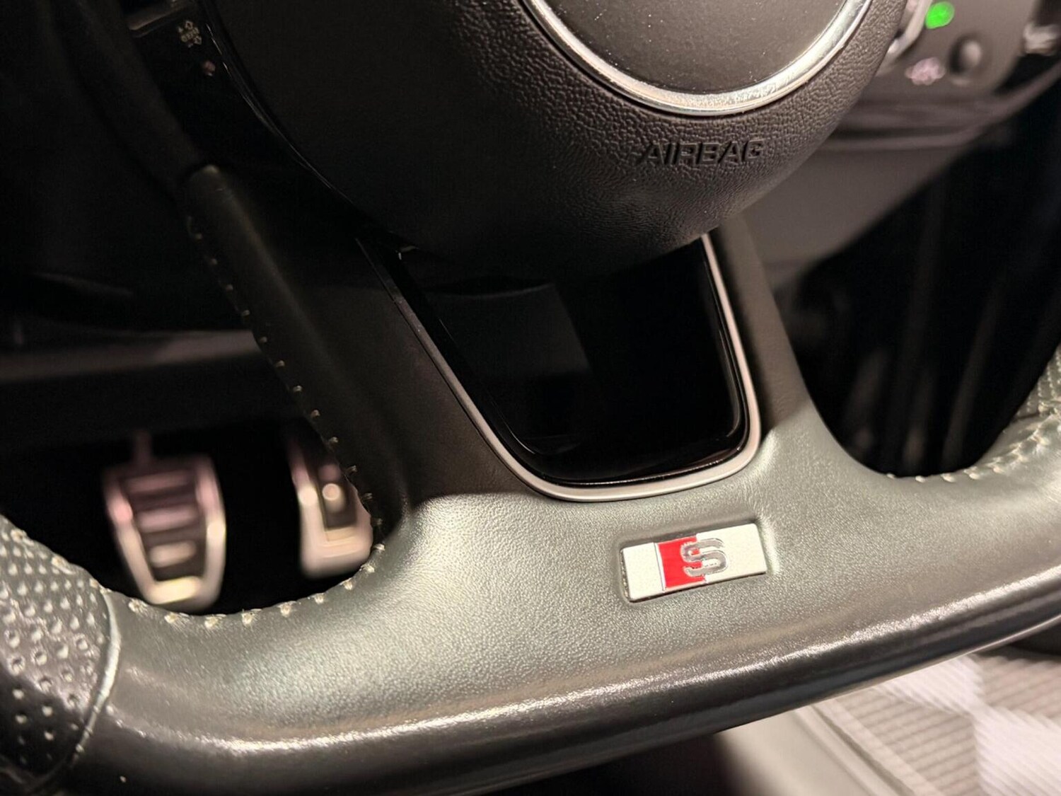 Used Audi A4 2018 for sale - 77792862: Photo 36