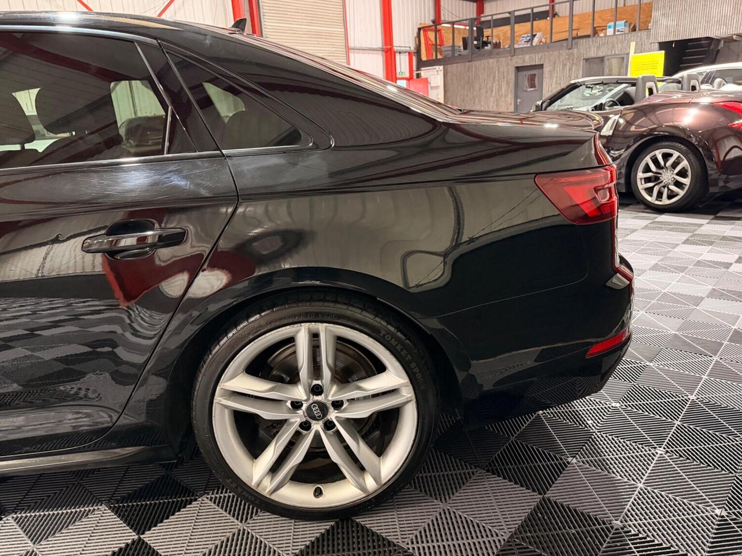 Used Audi A4 2018 for sale - 77792862: Photo 44