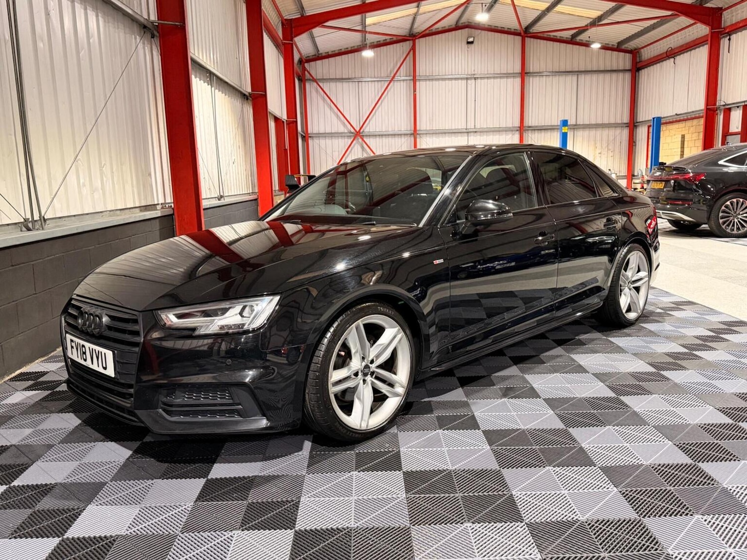 Used Audi A4 2018 for sale - 77792862: Photo 5