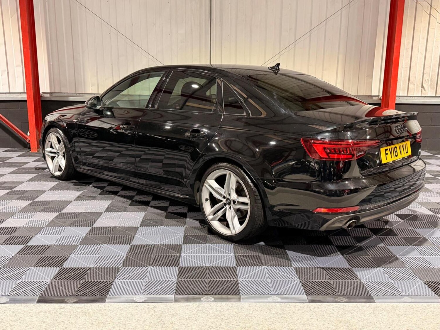 Used Audi A4 2018 for sale - 77792862: Photo 7