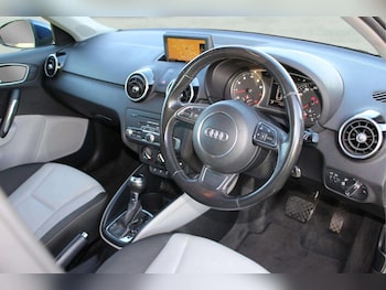 Used Audi A1 2012 for sale - 76070473: Photo
