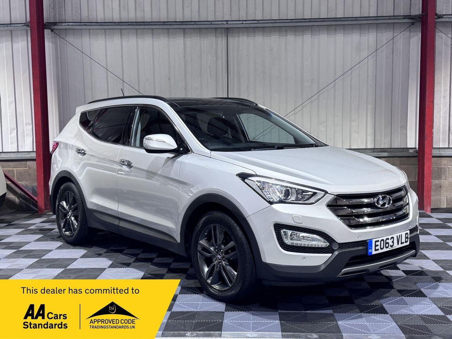 Used Hyundai Santa Fe 2013 for sale - 76329773: Photo 1
