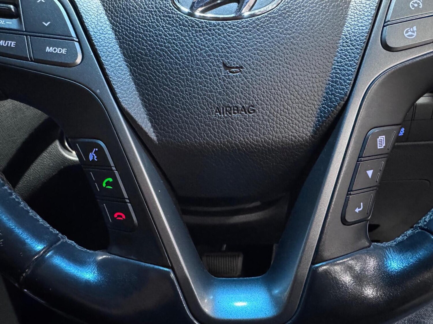 Used Hyundai Santa Fe 2013 for sale - 76329773: Photo 30