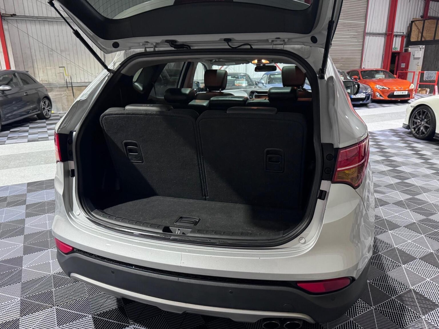 Used Hyundai Santa Fe 2013 for sale - 76329773: Photo 32