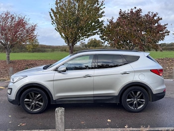 Used Hyundai Santa Fe 2013 for sale - 76329773: Photo