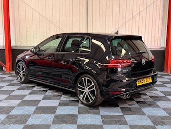 Used Volkswagen Golf 2015 for sale - 79228497: Photo