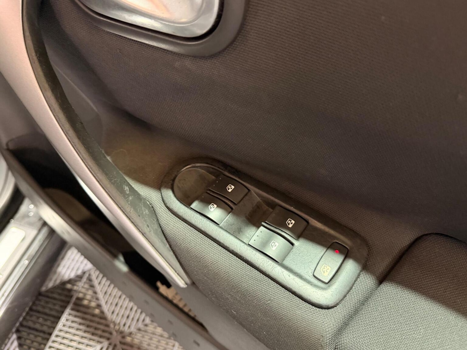 Used Renault Megane 2007 for sale - 78141076: Photo 21