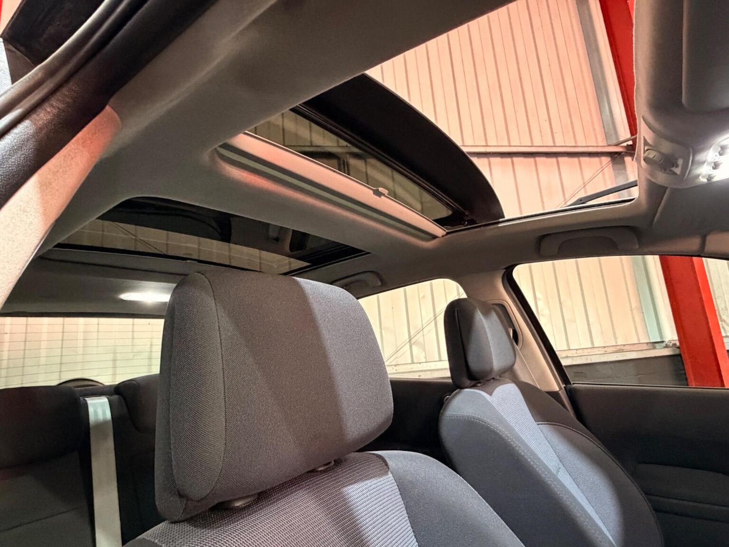 Used Renault Megane 2007 for sale - 78141076: Photo 30