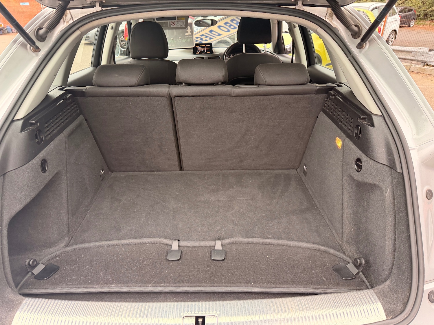 Used Audi Q3 2014 for sale - 78090817: Photo 15