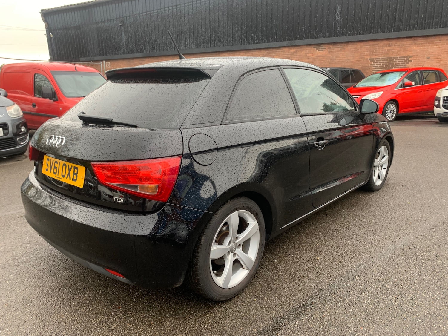 Used Audi A1 2011 for sale - 76611318: Photo 2