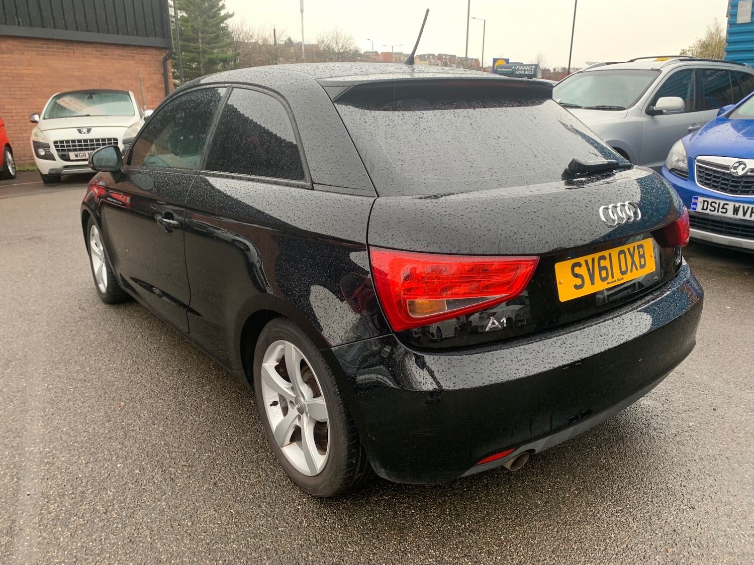 Used Audi A1 2011 for sale - 76611318: Photo 3