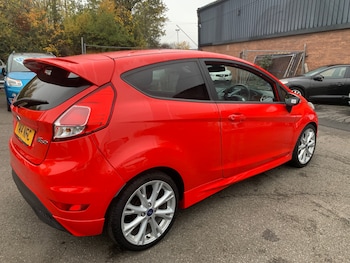Used Ford Fiesta 2014 for sale - 76504779: Photo
