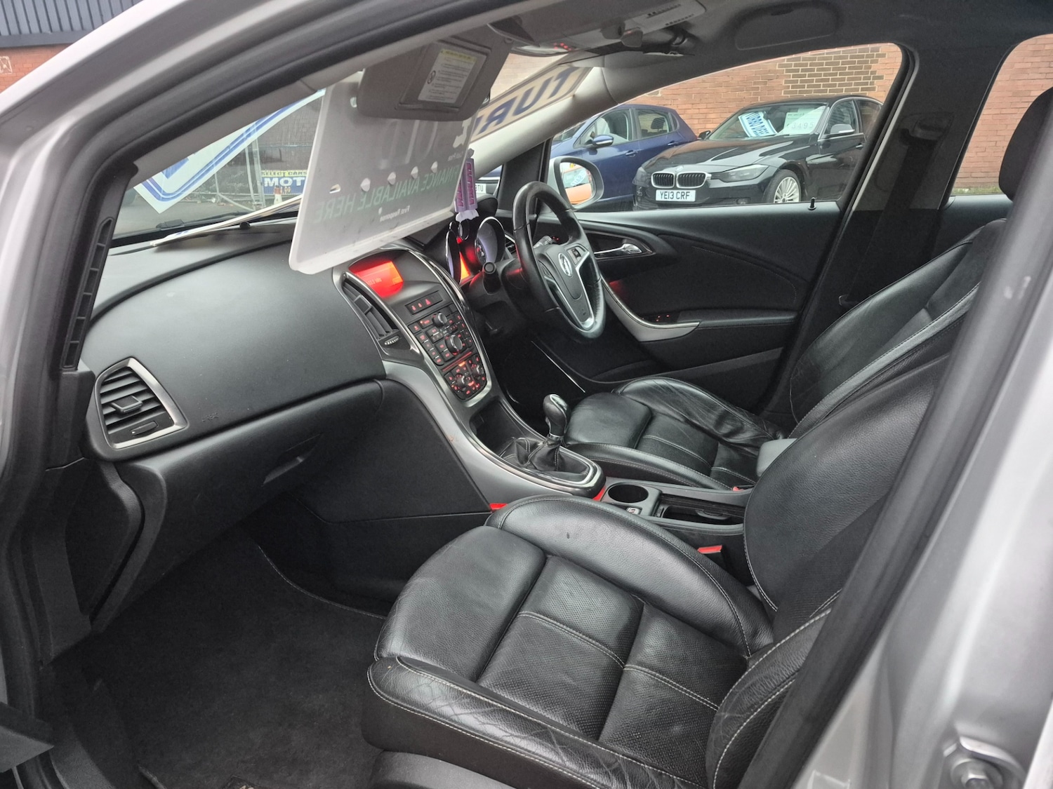 Used Vauxhall Astra 2011 for sale - 77063251: Photo 6