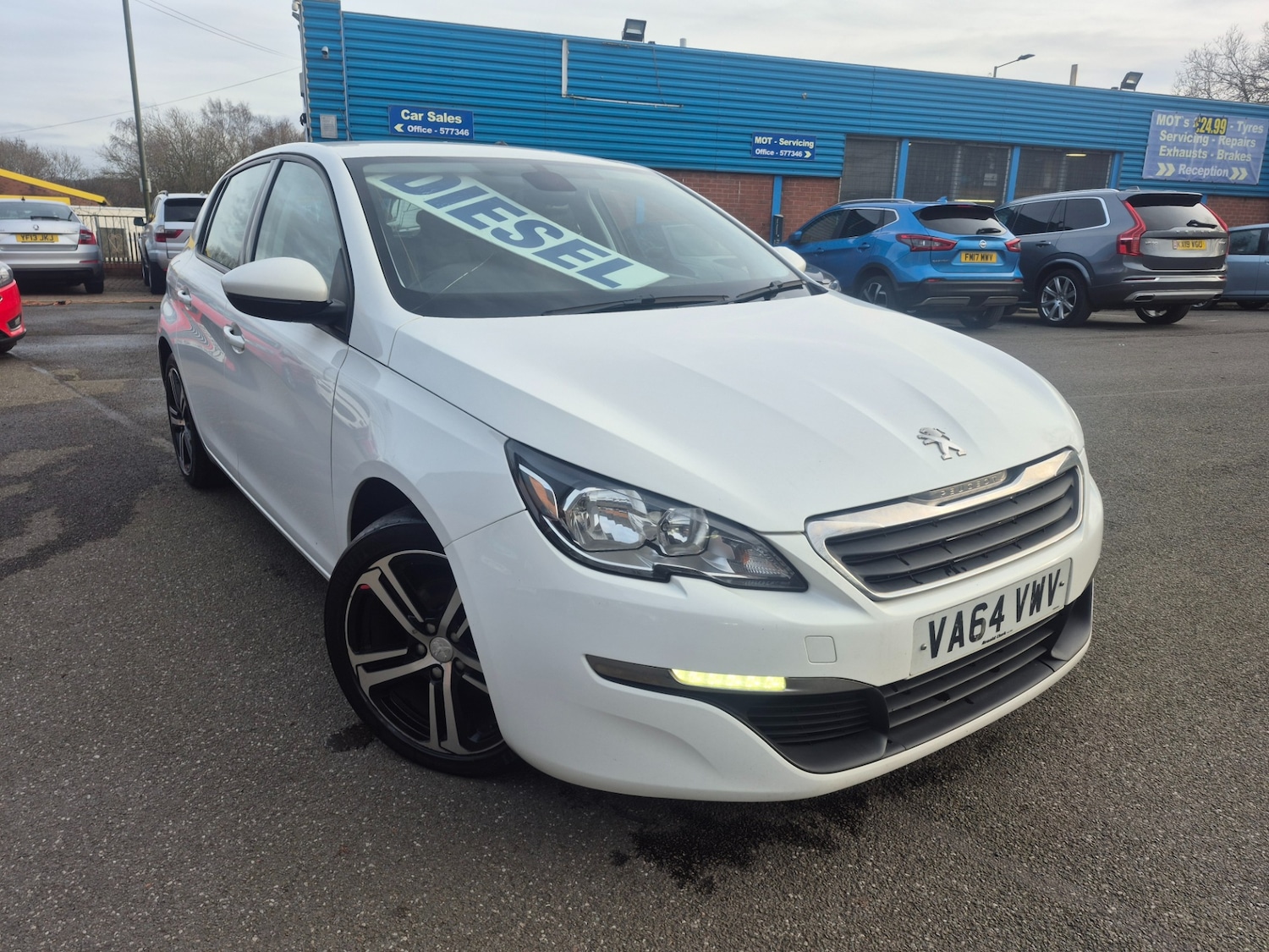 Used Peugeot 308 2015 for sale - 77581550: Photo 2