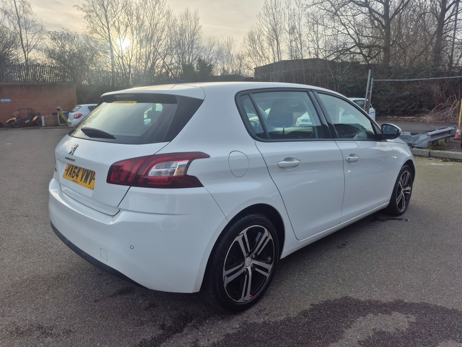 Used Peugeot 308 2015 for sale - 77581550: Photo 5